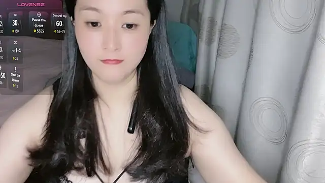 Snapshot of D-Misslu chatting on 05/10/26, 11:48 D-Misslu online show from 05/10/26, 11:48