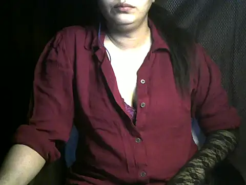 Snapshot of aaysha_lov chatting on 05/02/26, 06:57 aaysha lov online show from 05/02/26, 06:57