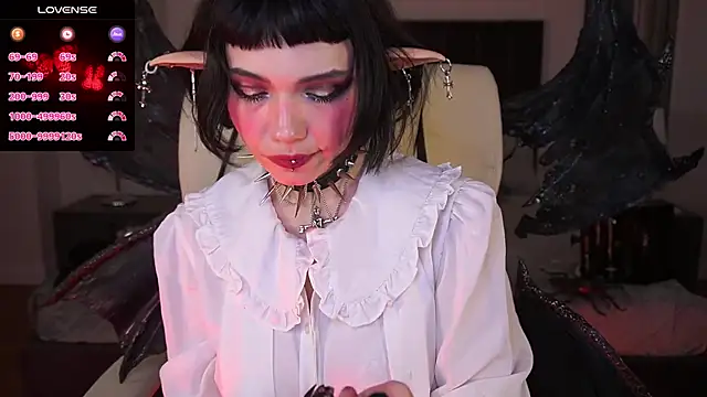 OutfitObsession online show from 05/26/26, 01:29