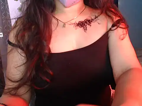 Snapshot of Myra_Luxe chatting on 07/08/26, 12:04 Myra Luxe online show from 07/08/26, 12:04