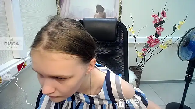  donnaSia  online show from 07/25/26, 09:40