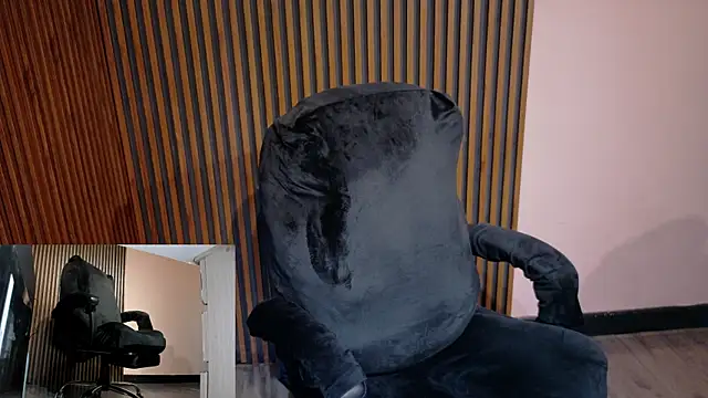 MissOffice  online show from 07/14/26, 11:38