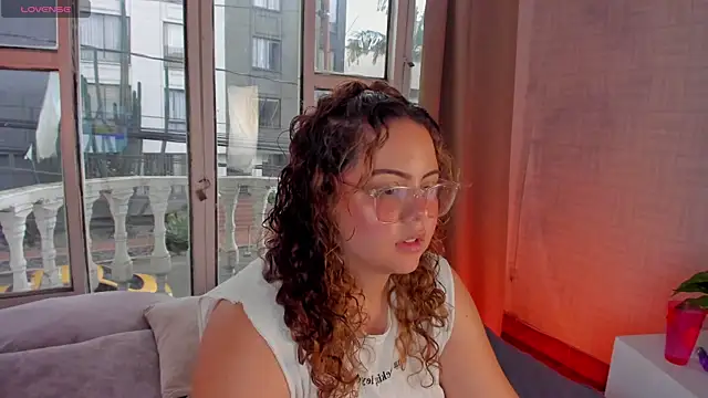 Snapshot of Samantha_Greey_ chatting on 05/23/26, 08:46 Samantha Greey online show from 05/23/26, 08:46