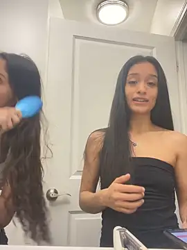 leenachanel online show from 04/27/26, 04:10