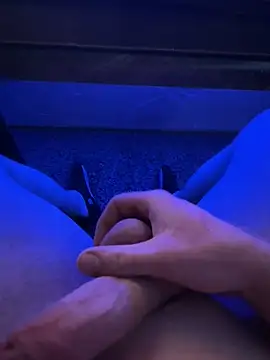 youngcock1639 online show from 04/21/26, 07:28