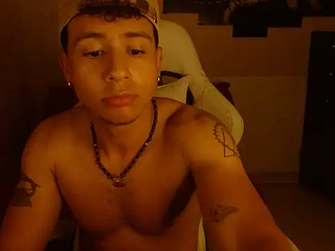 jbarto  online show from 04/29/26, 12:42