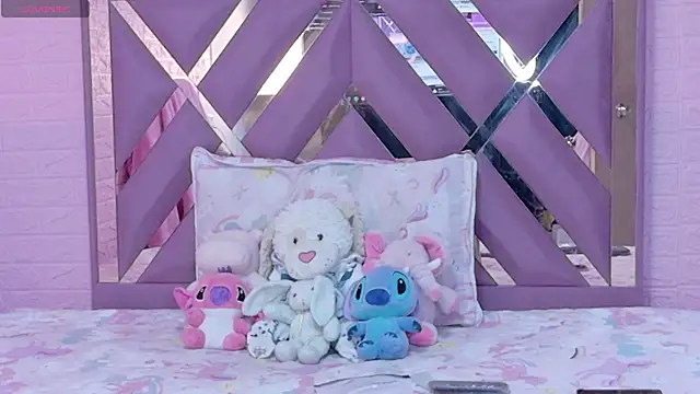 Lexy Dumoun  online show from 06/03/26, 02:58