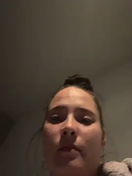 Poppylooloo online show from 05/01/26, 08:02