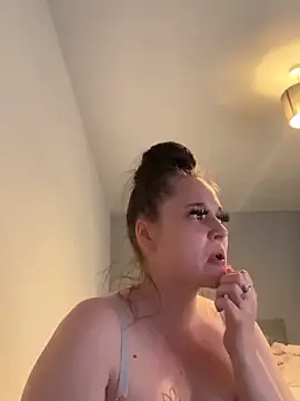Poppylooloo online show from 05/10/26, 07:08