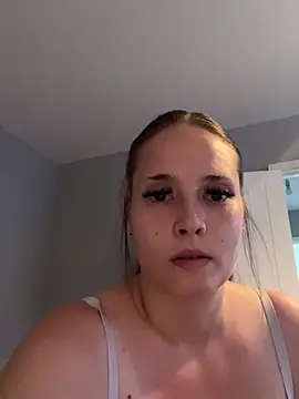Poppylooloo online show from 07/18/26, 01:04