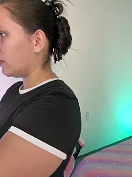 Ivonny Goldie online show from 05/21/26, 01:12