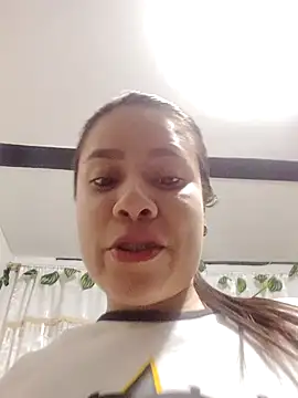 Nicol Alvarez1 online show from 04/27/26, 04:21