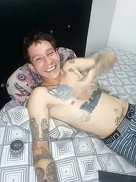 NoirBlom online show from 04/24/26, 04:48