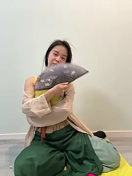 NiNa5203 online show from 05/09/26, 06:07