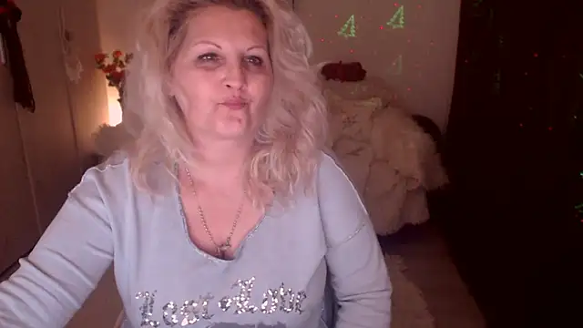 Divineblond online show from 02/04/26, 11:53