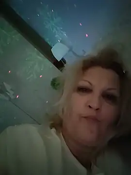 Divineblond online show from 02/24/26, 04:49