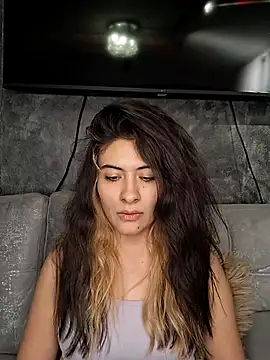 AshleyyHall online show from 07/21/26, 04:37