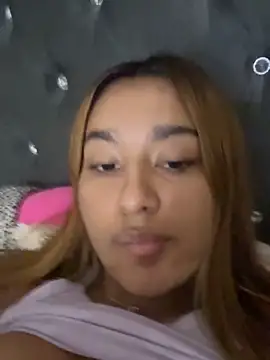CloeSmithaa online show from 05/04/26, 06:09