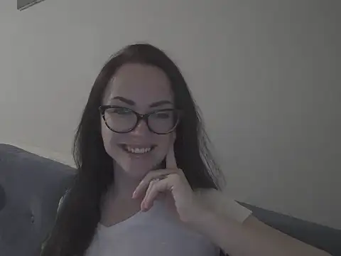 Snapshot of CallMeSugar chatting on 05/04/26, 06:48 CallMeSugar online show from 05/04/26, 06:48