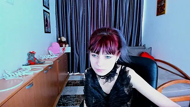 MiniLysii online show from 06/07/26, 06:06