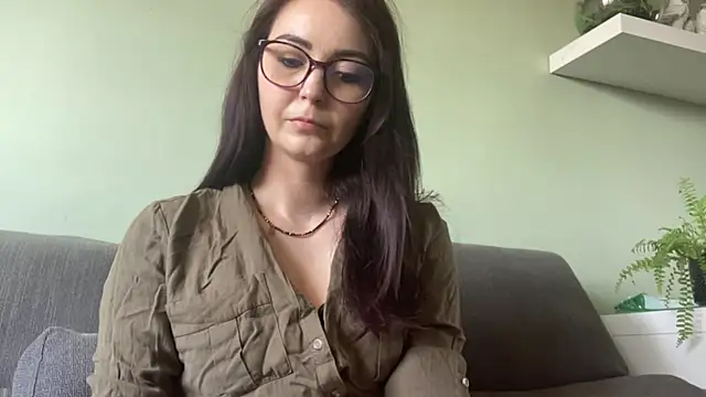 ChloeNatural online show from 05/06/26, 06:19