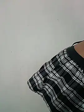 hotstudentpriya online show from 07/11/26, 03:59