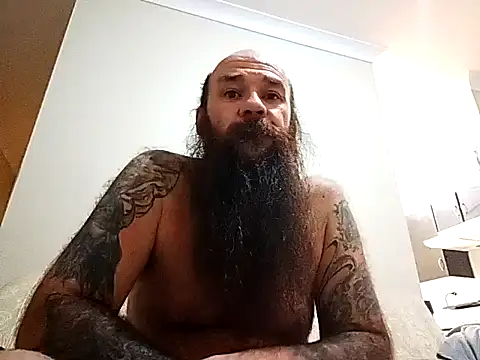 Snapshot of duzzarulz421 chatting on 05/18/26, 02:34 duzzarulz421 online show from 05/18/26, 02:34