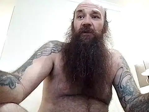 Snapshot of duzzarulz421 chatting on 05/19/26, 03:24 duzzarulz421 online show from 05/19/26, 03:24