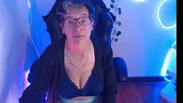 Snapshot of selena_ferreira chatting on 05/06/26, 11:59 selena ferreira online show from 05/06/26, 11:59