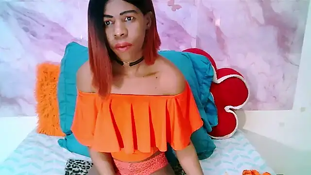 Snapshot of EbonySweetPeach chatting on 06/23/26, 05:38 EbonySweetPeach online show from 06/23/26, 05:38