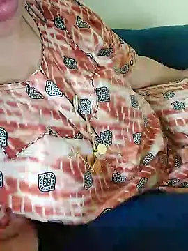 Snapshot of Call_Honey chatting on 06/10/26, 06:12 Call Honey online show from 06/10/26, 06:12
