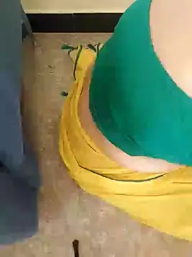 Snapshot of Call_Honey chatting on 06/15/26, 06:15 Call Honey online show from 06/15/26, 06:15