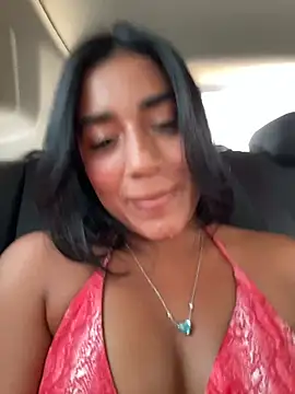 Snapshot of SaryJonex chatting on 05/23/26, 06:12 SaryJonex online show from 05/23/26, 06:12