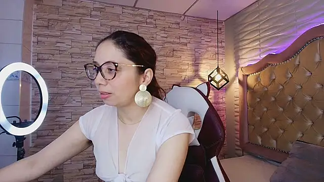 stephaniesun  online show from 04/27/26, 01:20