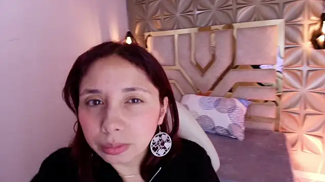 stephaniesun  online show from 05/18/26, 01:06
