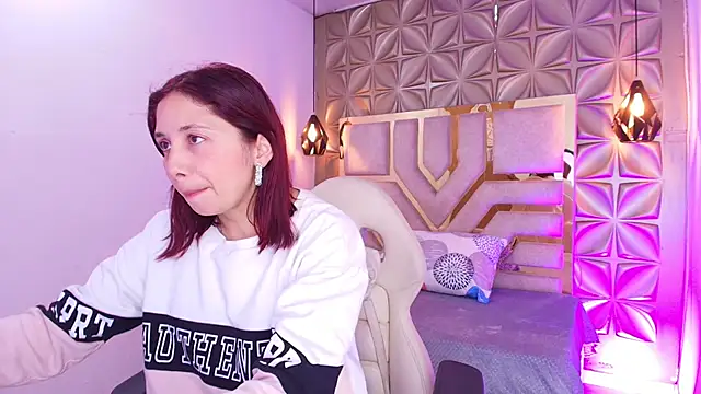 stephaniesun  online show from 06/02/26, 12:18