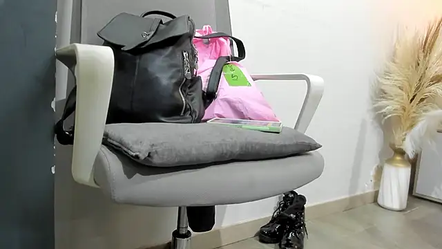 KeishaBlurr online show from 07/31/26, 01:32