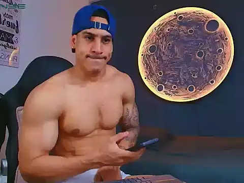 DURAN DHIKOL1 online show from 04/23/26, 11:40