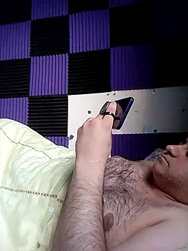 bearfilms online show from 04/23/26, 04:46