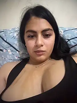 Snapshot of LilyLovell chatting on 05/10/26, 09:31 LilyLovell online show from 05/10/26, 09:31