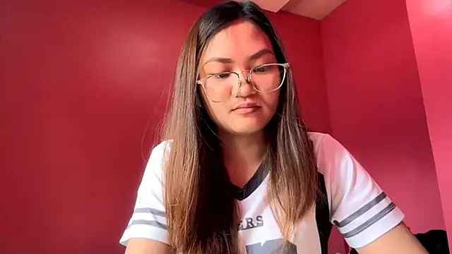 AliseSchiller online show from 04/25/26, 06:05