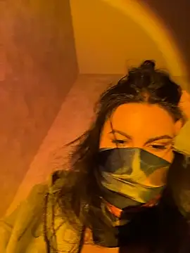 RoseSavoy online show from 04/24/26, 07:49