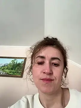 Avokadoo online show from 04/25/26, 03:09