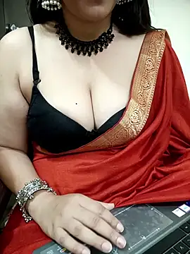 Aayaat   online show from 06/20/26, 06:16