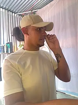 JaviCollins- online show from 05/05/26, 02:03