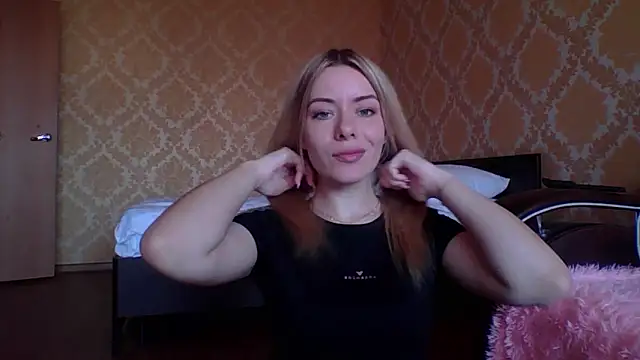 Snapshot of Softy_Aura_ chatting on 05/11/26, 07:14 Softy Aura online show from 05/11/26, 07:14