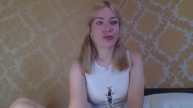 Snapshot of Softy_Aura_ chatting on 07/09/26, 02:21 Softy Aura online show from 07/09/26, 02:21