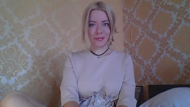 Snapshot of Softy_Aura_ chatting on 07/20/26, 09:45 Softy Aura online show from 07/20/26, 09:45