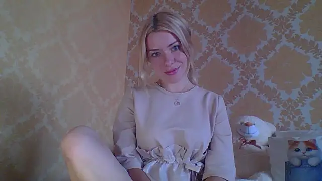 Snapshot of Softy_Aura_ chatting on 07/24/26, 03:21 Softy Aura online show from 07/24/26, 03:21