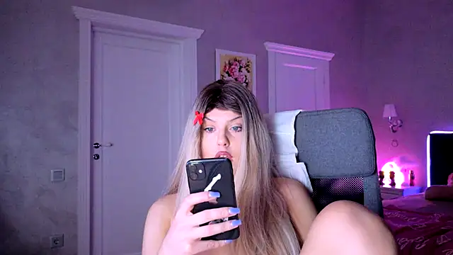 ChristieBlace online show from 05/24/26, 09:31